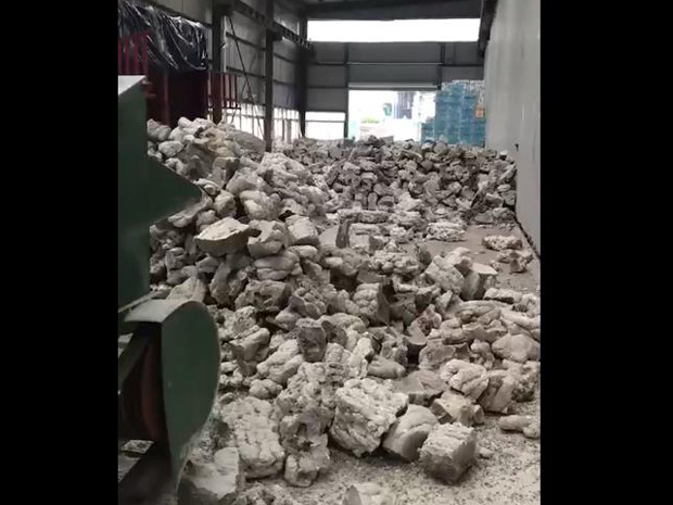 塑料磨粉機視頻