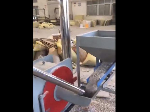 塑料磨粉機視頻